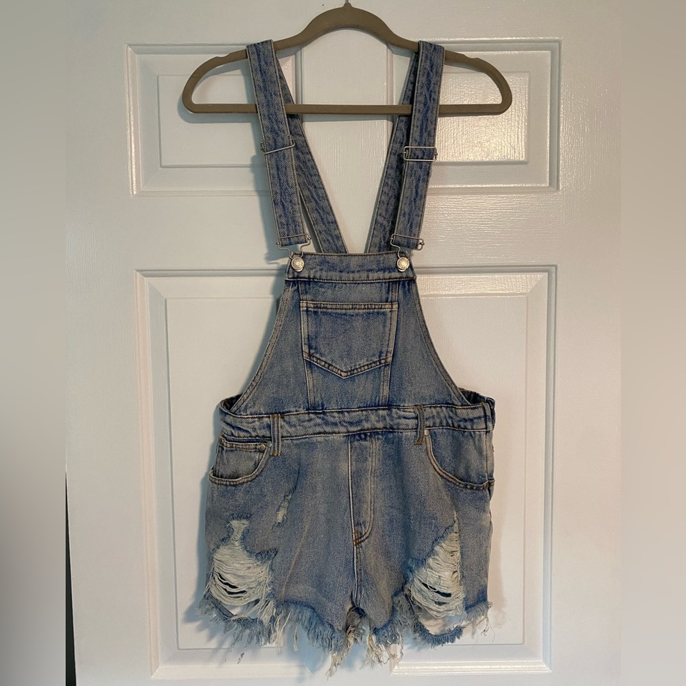 Brand new short overalls